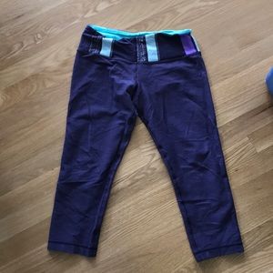 Lululemon purple crop size 6